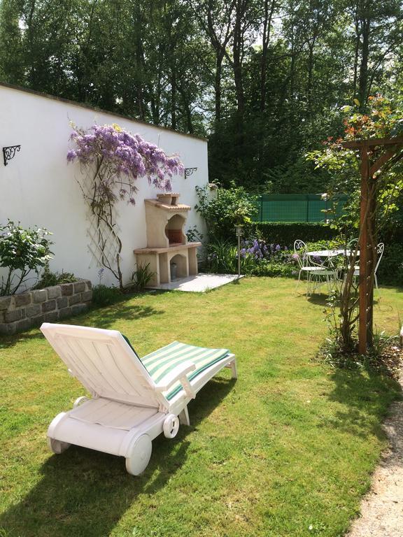 La Mansarde Bed & Breakfast Neuville-sous-Montreuil Exterior photo