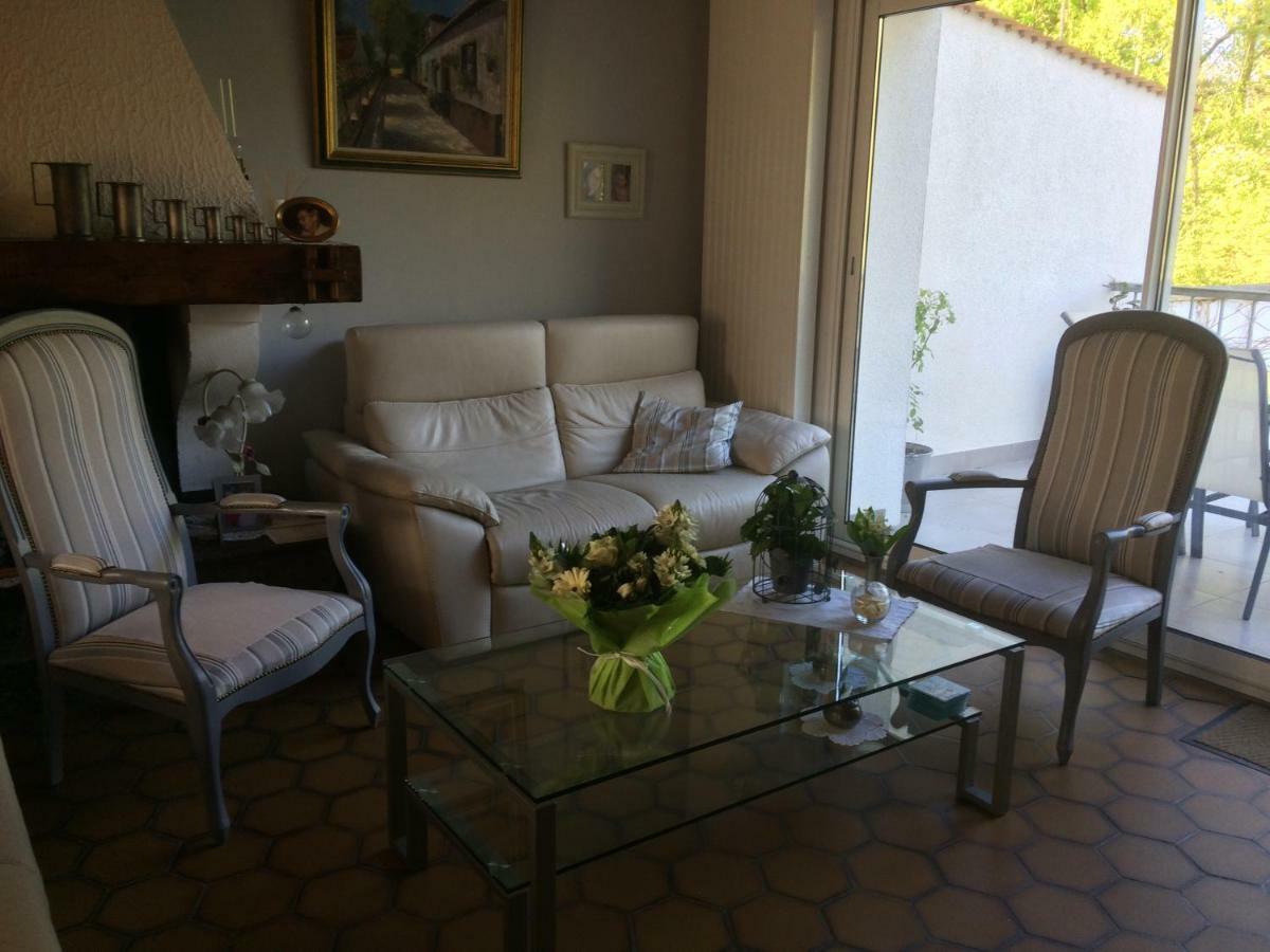 La Mansarde Bed & Breakfast Neuville-sous-Montreuil Exterior photo